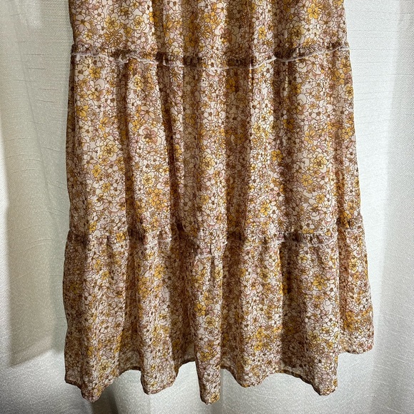 Floral Maxi Dress - Picture 3 of 4